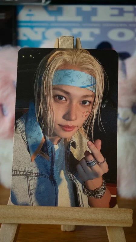 Stray Kids Felix Photocard – THIS & THAT (& VER. · POB) – product photo 1 of 2