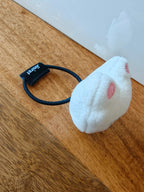 Stray Kids SKZOO Jiniret Plush Hair Tie (TOY WORLD), side of the white plush hair tie