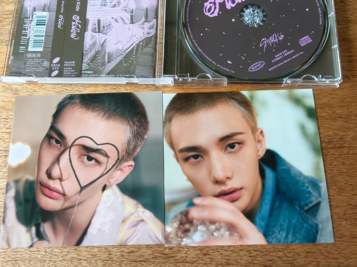 Stray Kids Hyunjin Hollow Album (Fanclub Limited Ver., No Photocards) — additional album view