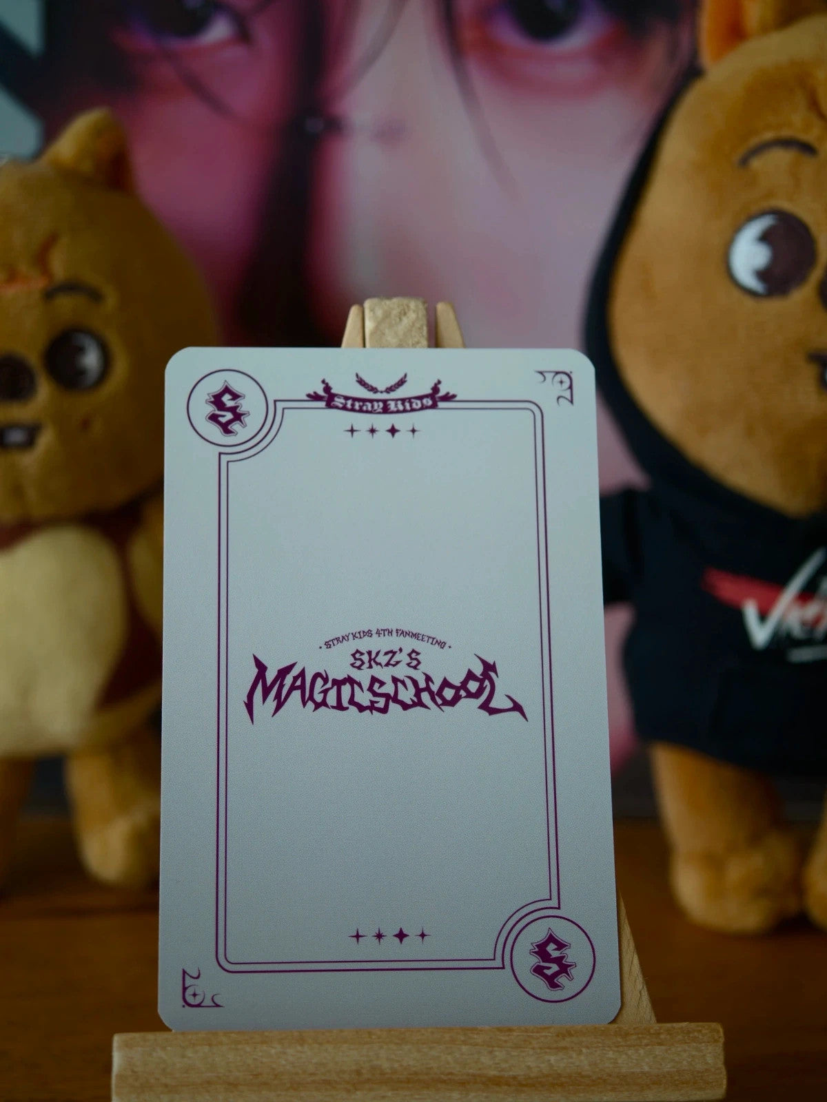 Stray Kids Han SKZ'S MAGIC SCHOOL Photocard (Online Benefit) — reverse