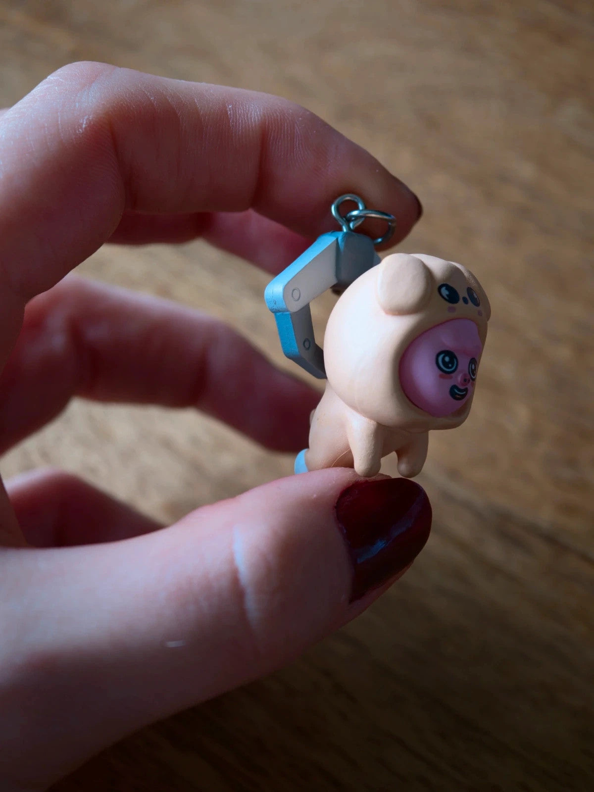 Stray Kids SKZOO DWAEKKI Gacha Keyring (TOY WORLD), side of the small character figure