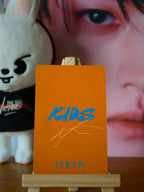 Stray Kids Lee Know DICON D’FESTA Mini Edition Photocard — reverse with printed signature design