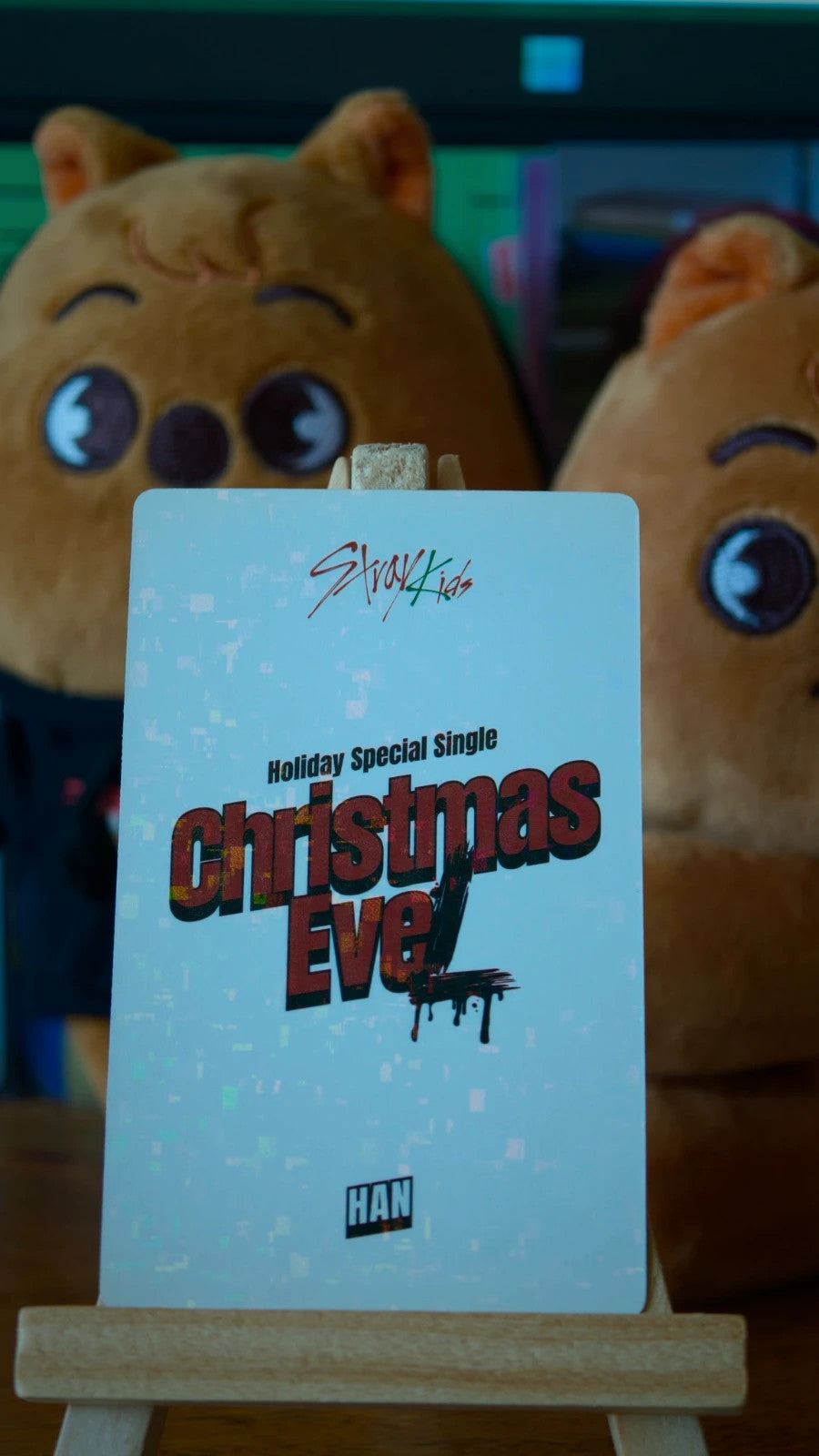 Stray Kids Han Christmas EveL Photocard (Soundwave Glitter POB) — reverse