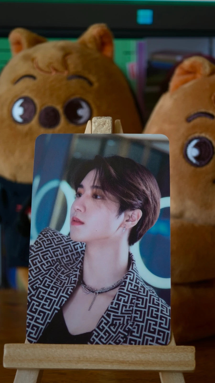 Stray Kids Han STAY in STAY in JEJU Photocard (Room 325) — portrait front design