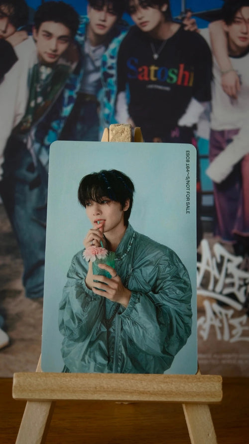 Stray Kids I.N Social Path / Super Bowl Photocard (Fanclub Double-sided, A Design) — first portrait side