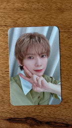 ATEEZ Yeosang GOLDEN HOUR : Part.5 Photocard (K-PLAYGROUND Fansign POB), front of photocard