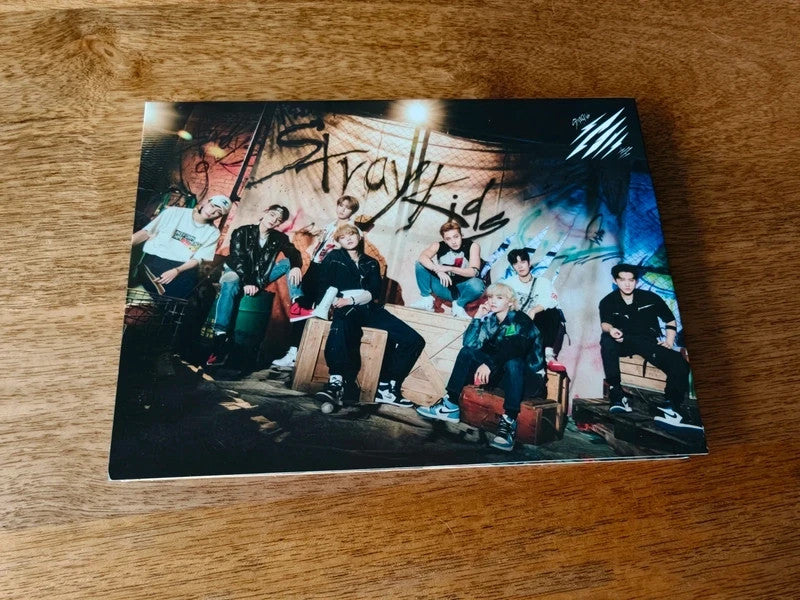 Stray Kids Scars Album (Limited B Ver.) — album and pictured inserts