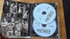 Stray Kids Social Path / Super Bowl Album (Limited A Ver.), open case showing two discs and black-and-white photographs