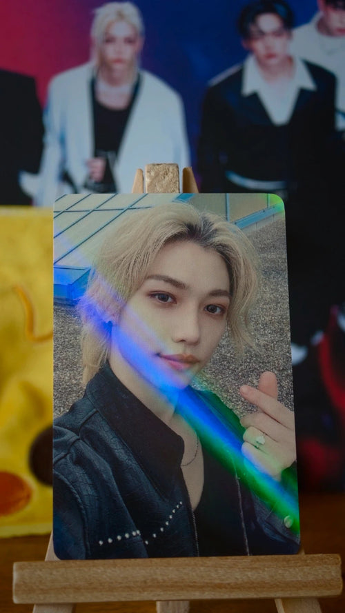 Stray Kids Felix 5-STAR Photocard (Makestar Holographic POB) — front