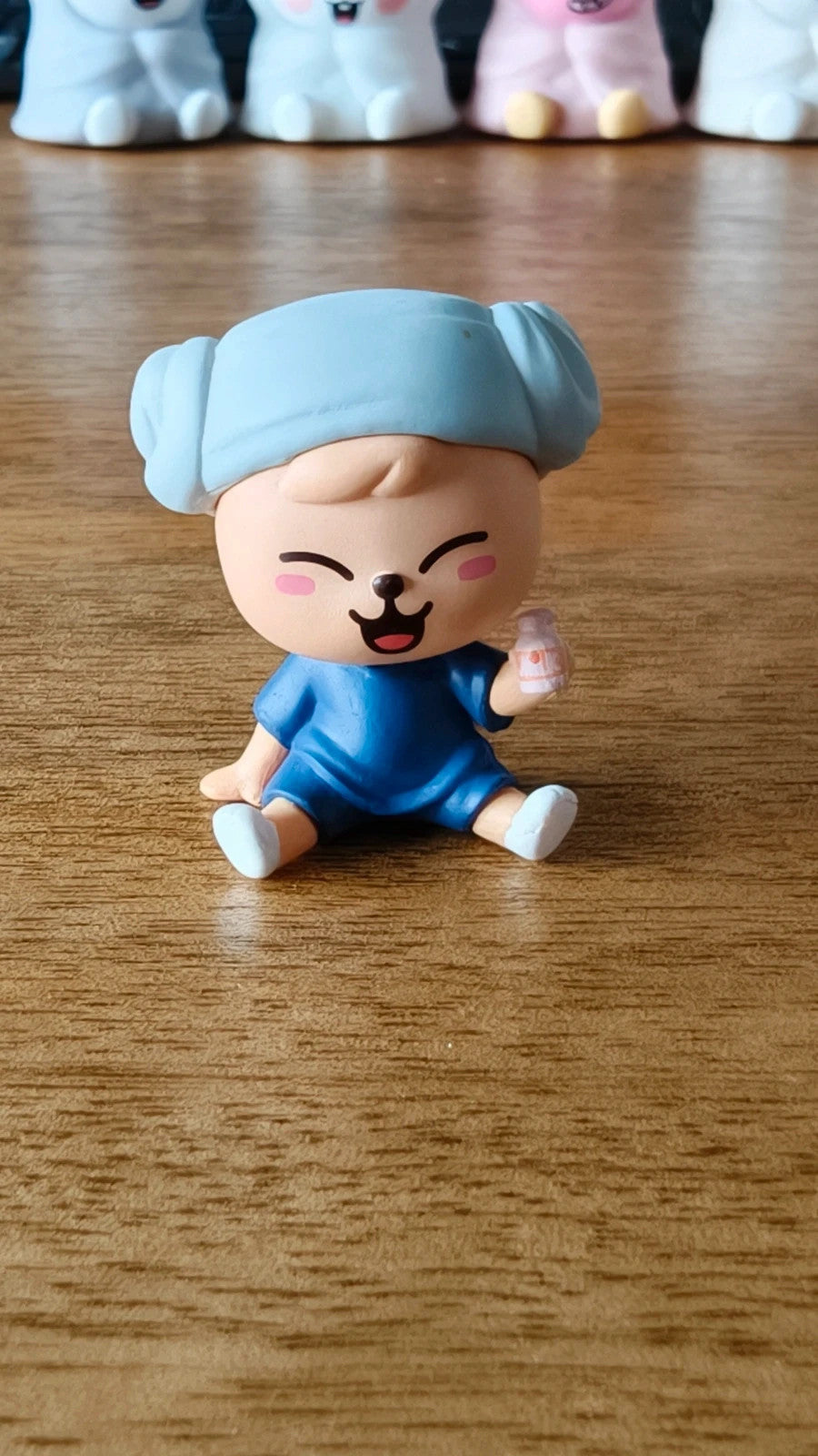 Stray Kids SKZOO PuppyM Sauna Gacha Figure — front view