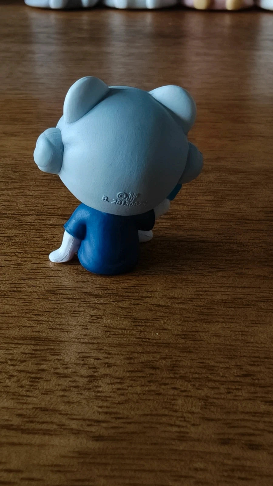 Stray Kids SKZOO Jiniret Sauna Gacha Figure — additional view