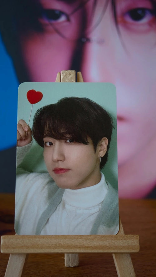 Stray Kids Han NACIFIC Photocard (Round 15 Love Present) — front view