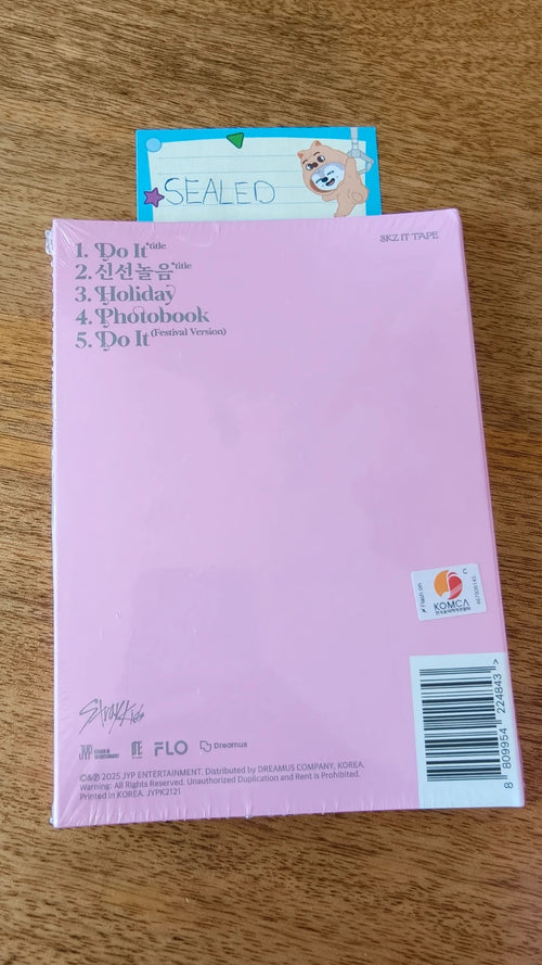 Stray Kids Hyunjin DO IT Album (Accordion Ver., Sealed) — back cover
