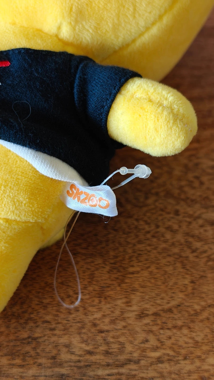 Stray Kids SKZOO BbokAri Plush (Original Version), SKZOO label