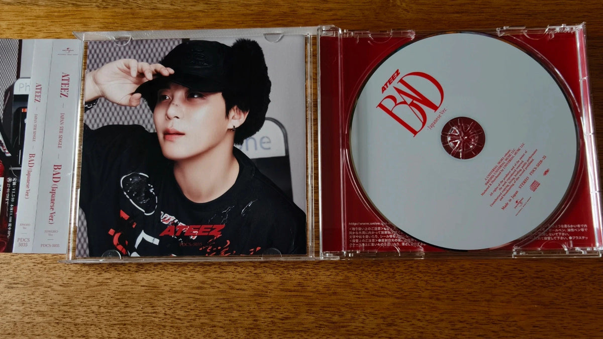 ATEEZ Jongho BAD (Japanese Ver.) CD (Solo Edition), open CD case showing portrait booklet and disc