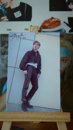 Stray Kids Felix Clé: LEVANTER Photocard (Behind Design) — front