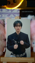 Stray Kids Lee Know THIS & THAT Photocard (HMV Lucky Draw Y), front of photocard