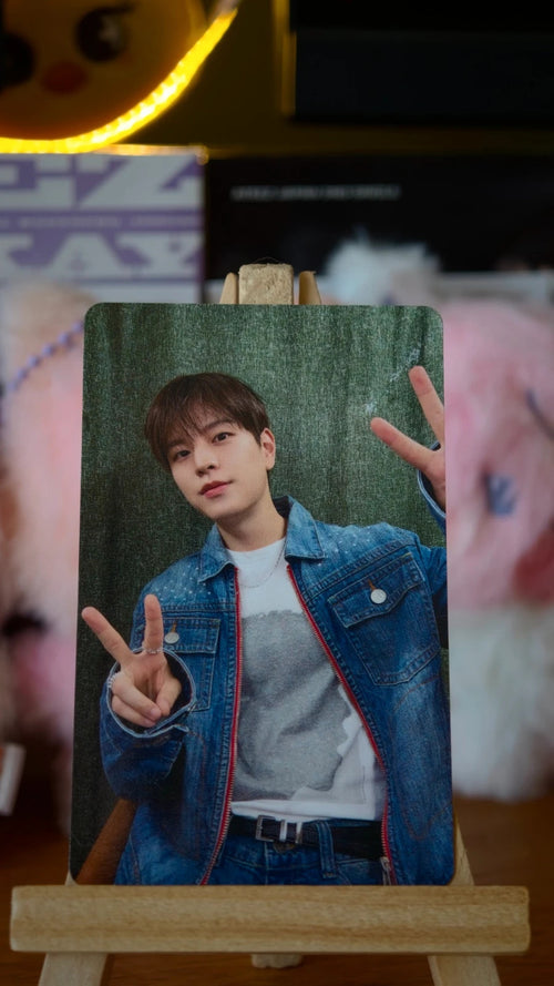 Stray Kids Seungmin THIS & THAT Photocard (HMV Lucky Draw X), front of photocard