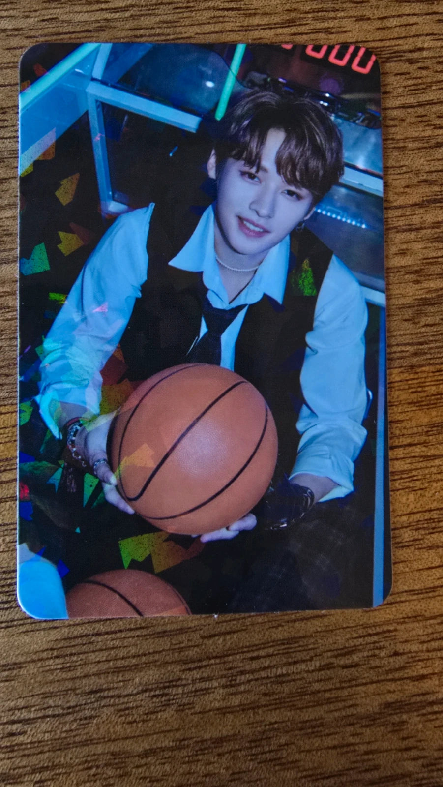 Stray Kids Christmas Evel Photocard Lee Know, portrait holding a basketball