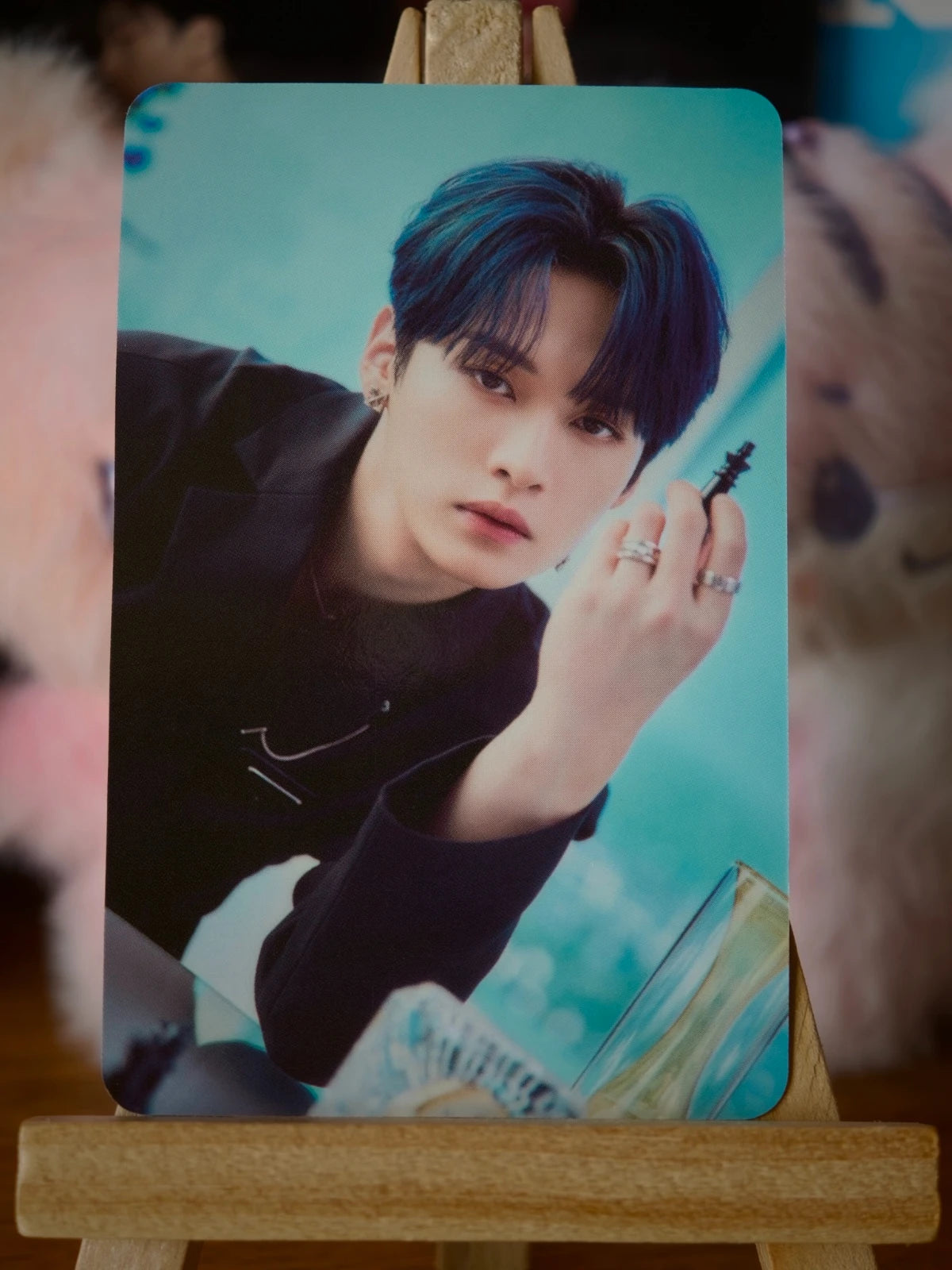 Stray Kids Lee Know STAY in STAY in JEJU Photocard (Room 325), front portrait