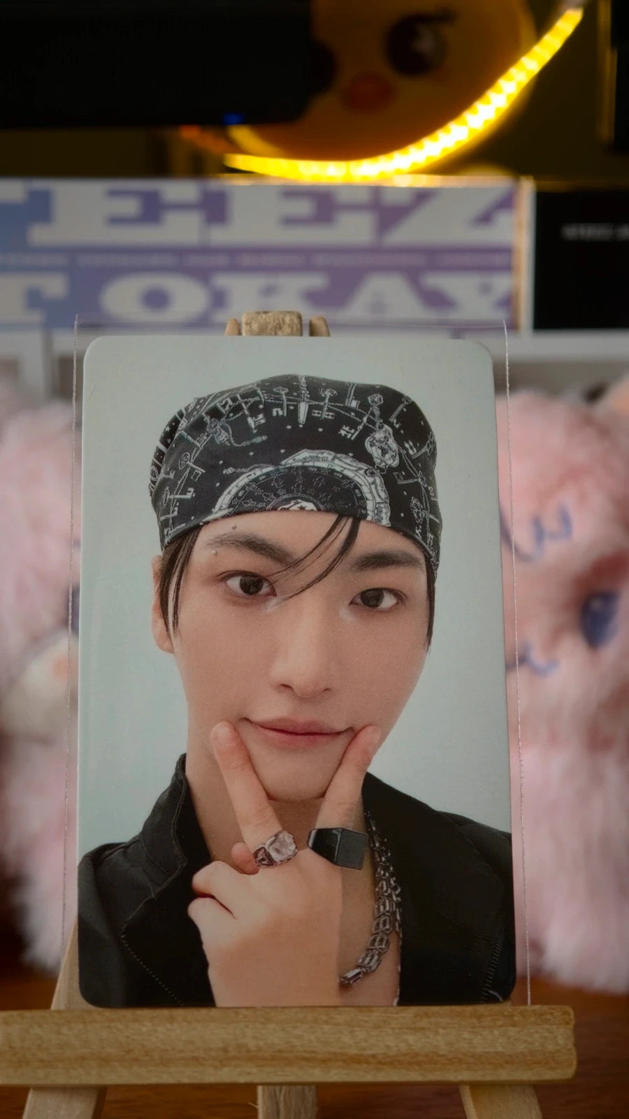 ATEEZ Seonghwa BAD (Japanese Ver.) Photocard, front portrait