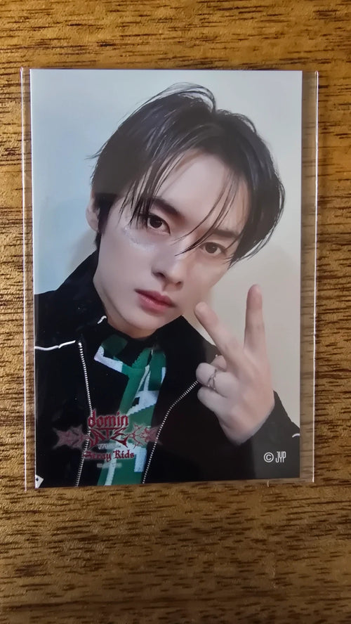 Stray Kids Lee Know dominATE in Japan Stadium 2025 Photo Sticker (Online Lottery, B Design), front of photo sticker