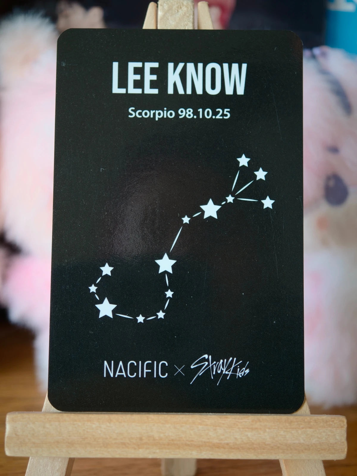 Stray Kids Lee Know NACIFIC Photocard (Round 12 SKZ in Black) — reverse with printed signature design