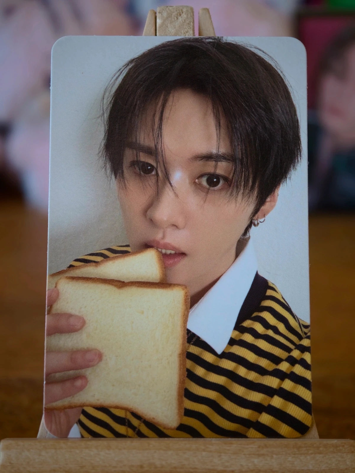 Stray Kids Lee Know THIS & THAT Photocard (& Ver. Double-sided), front of photocard