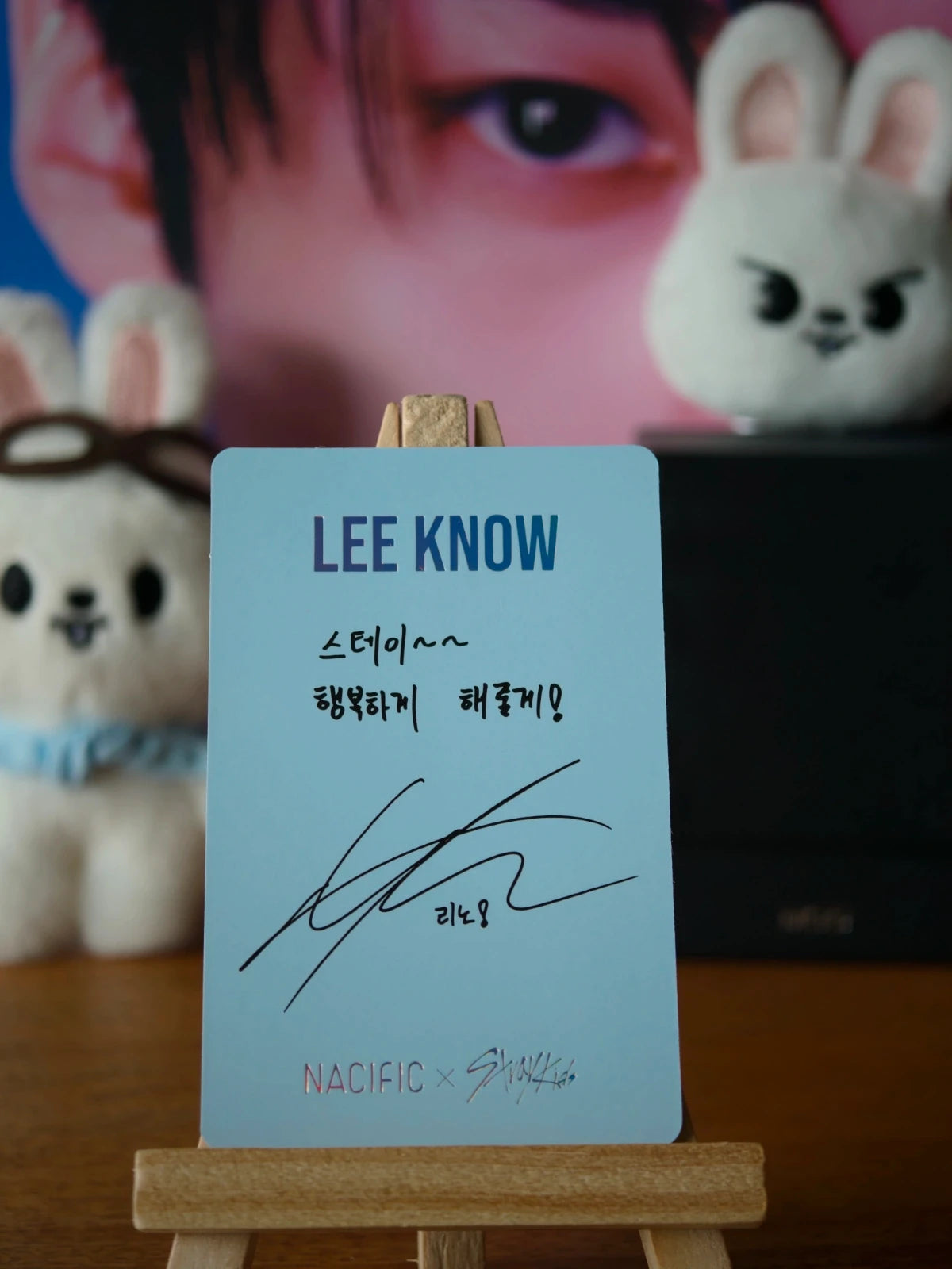 Stray Kids Lee Know NACIFIC Photocard (Round 11) — reverse with printed signature design