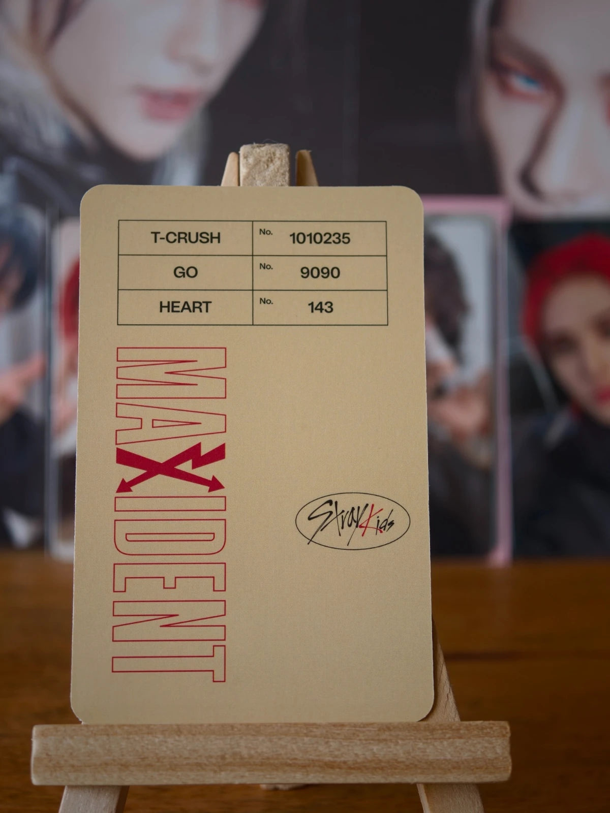 Stray Kids Hyunjin MAXIDENT Photocard (CASE Ver.) — reverse