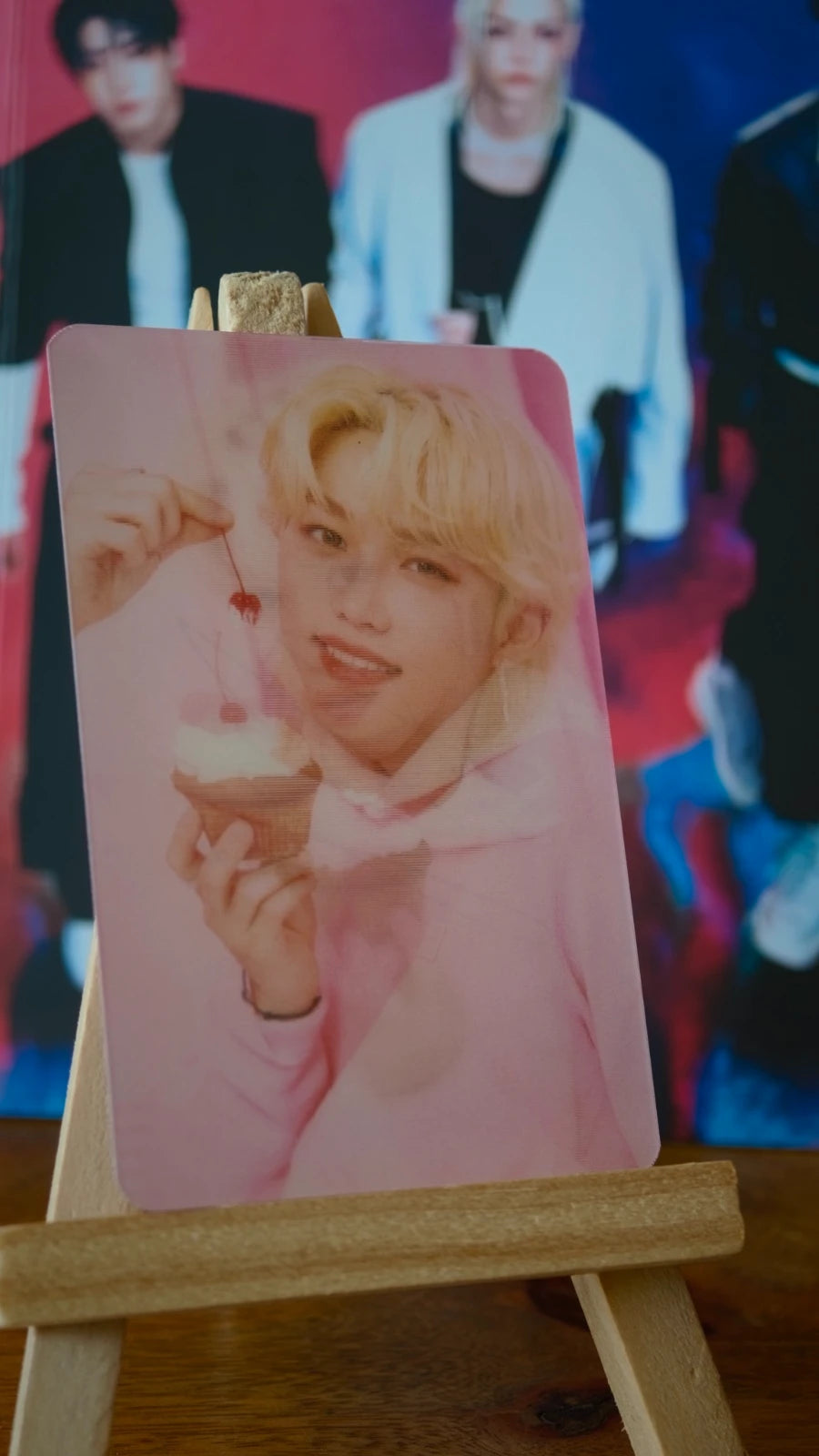 Stray Kids Felix NACIFIC Photocard (Round 4 Pink Lenticular) — lenticular portrait at another angle