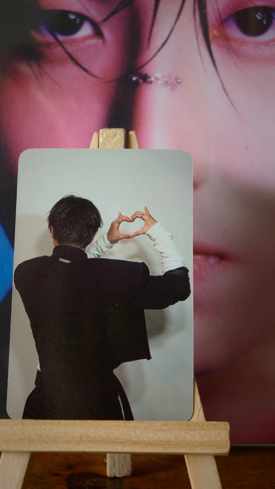 Stray Kids Han KARMA Photocard (Ceremony Double-sided) — rear-view pose side