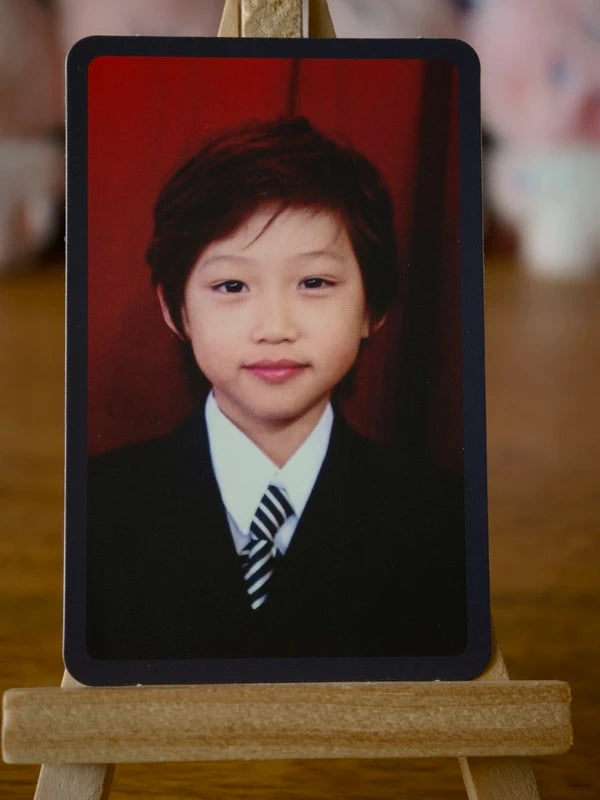 Stray Kids Felix I am NOT Photocard (Childhood Design), front of photocard