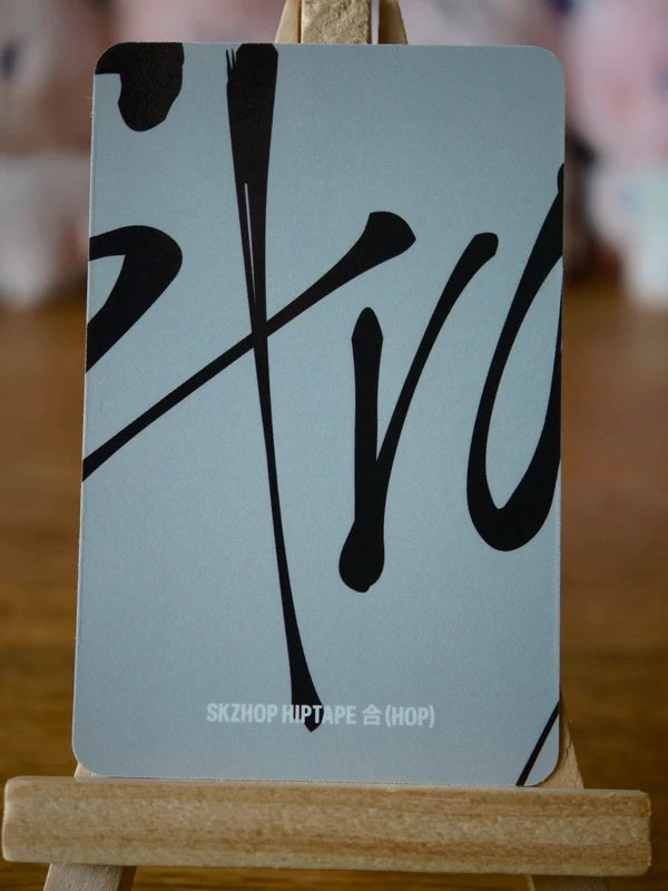 Stray Kids Felix HOP Photocard (Accordion Ver.), reverse of photocard