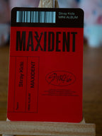 Stray Kids Felix MAXIDENT Photocard (CASE POB), reverse of photocard
