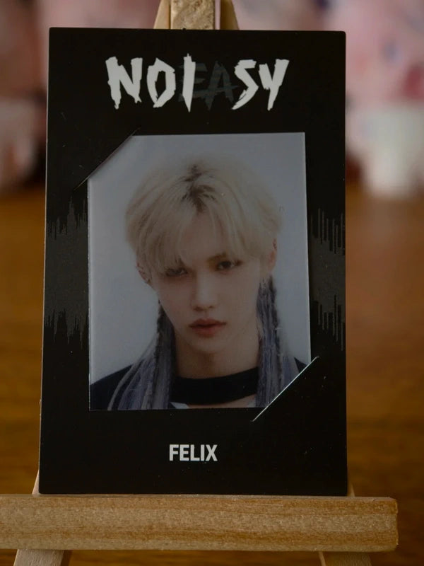 Stray Kids Felix NOEASY Photocard (Frame POB), front of photocard