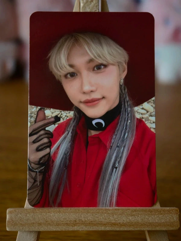 Stray Kids Felix NOEASY Photocard (B Design), front of photocard