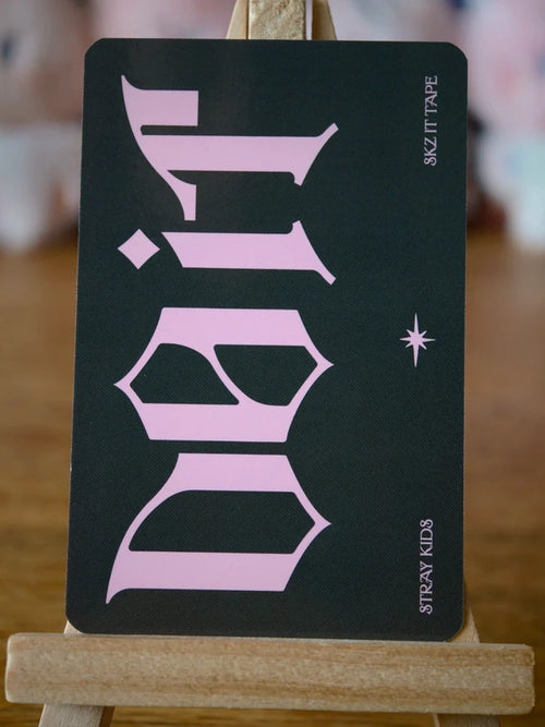 Stray Kids Felix DO IT Photocard (Platform Set Card), reverse of photocard