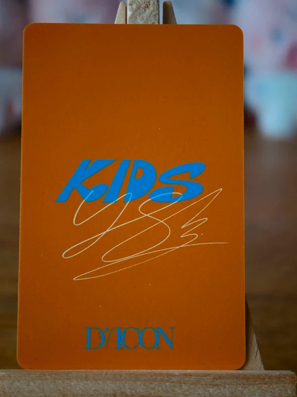 Stray Kids Felix DICON Photocard (Side-profile Design), reverse of photocard