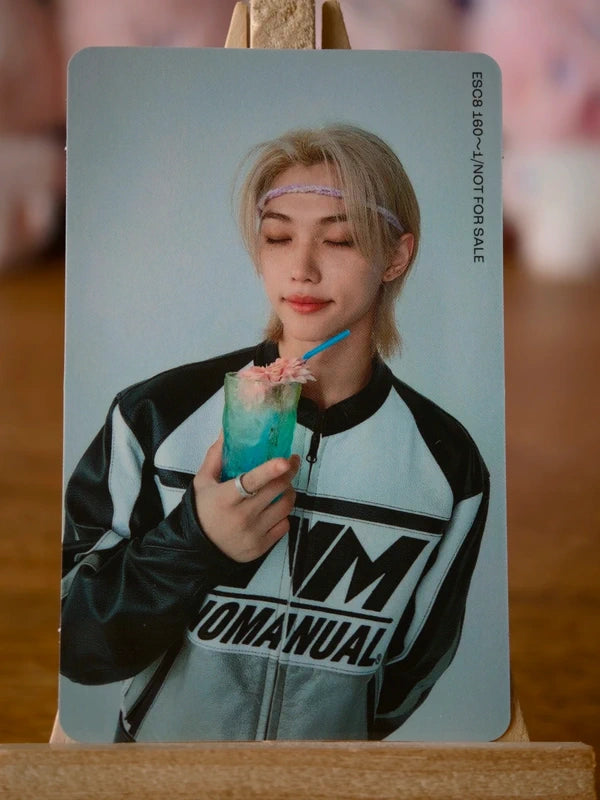 Stray Kids Felix Social Path / Super Bowl Photocard (Fanclub Double-sided, A Design), second portrait side of the double-sided photocard