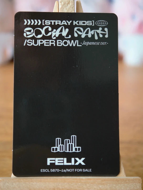 Stray Kids Felix Social Path / Super Bowl Photocard, reverse of photocard