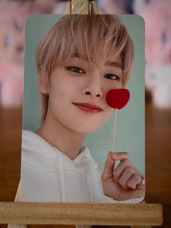 Stray Kids I.N NACIFIC Photocard (Round 15 Love Present) - front