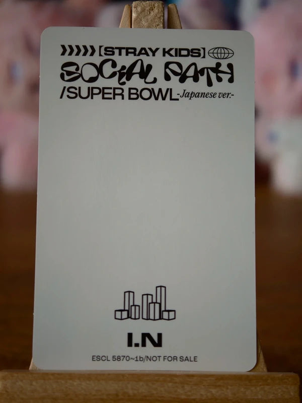 Stray Kids I.N Social Path / Super Bowl Photocard (Limited A, White Back) - reverse