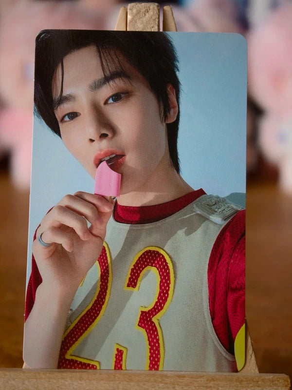Stray Kids I.N Social Path / Super Bowl Photocard (Fanclub Double-sided, B Design) - second photo side