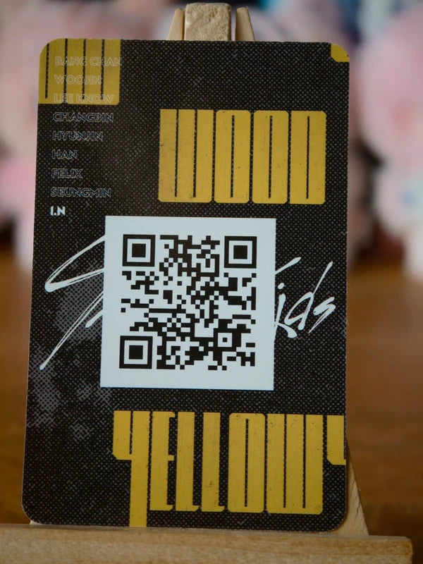 Stray Kids I.N Clé 2: YELLOW WOOD Photocard - reverse