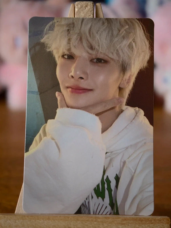 Stray Kids I.N MAXIDENT Photocard (Apple Music POB) - front