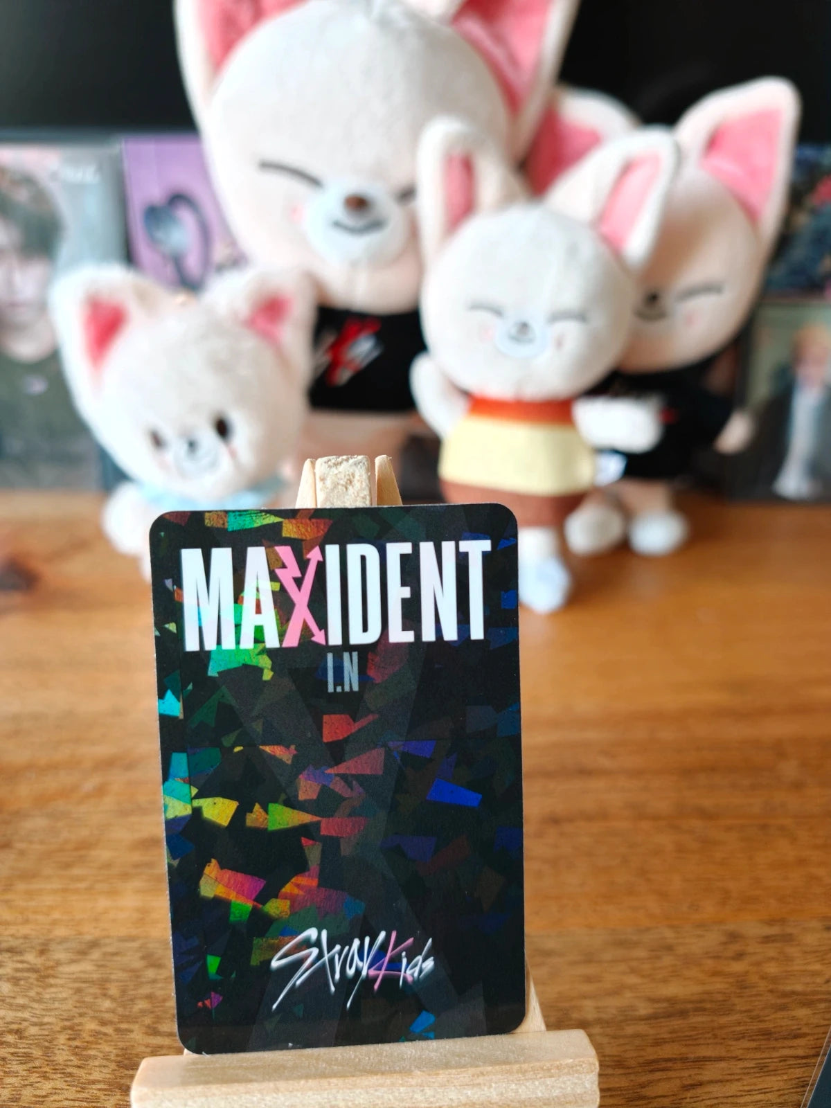 Stray Kids I.N MAXIDENT Photocard (Soundwave Glitter POB) — reverse