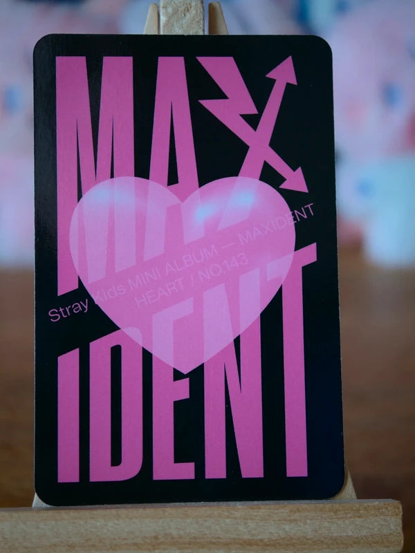 Stray Kids Han MAXIDENT Photocard (HEART Design) — reverse