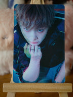 Stray Kids I.N THIS & THAT Lenticular Photocard (FANS Album Ver.), first viewing angle