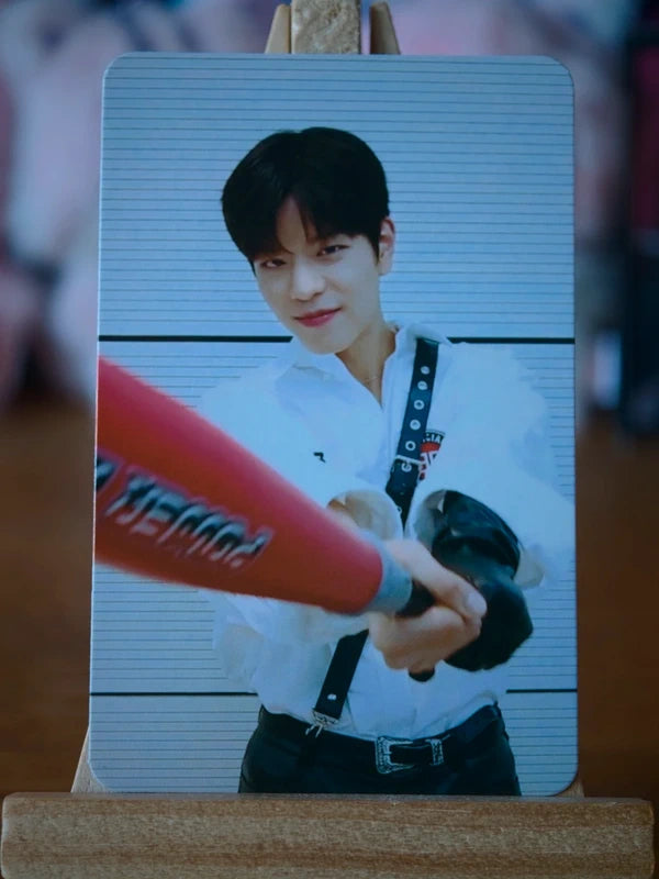 Stray Kids Seungmin Unlock: GO LIVE IN LIFE Photocard (Baseball Portrait) — front view